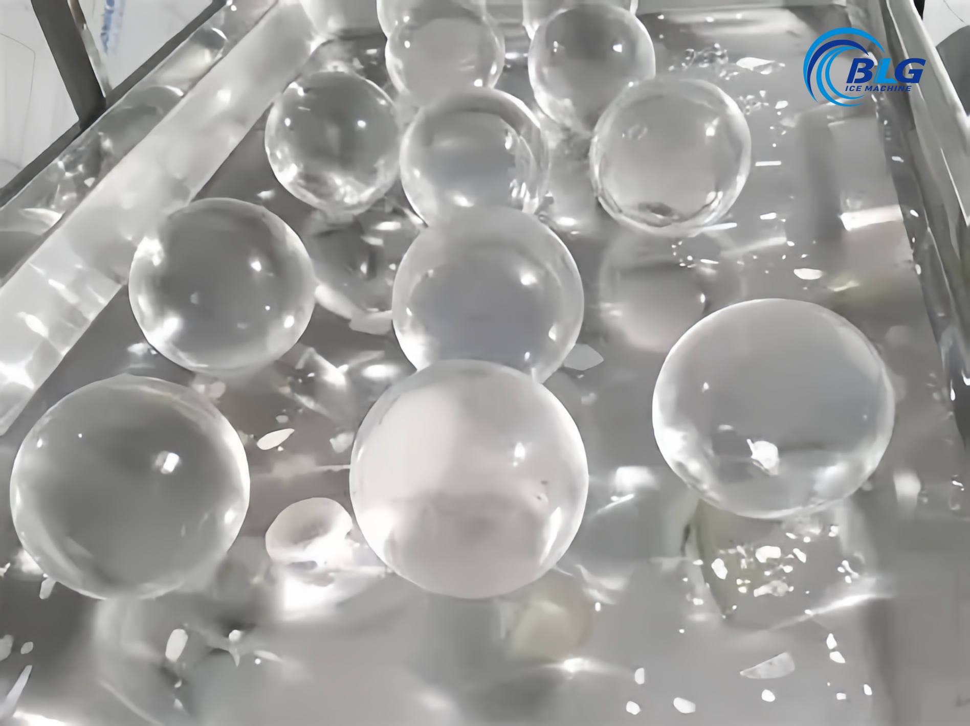 BLG Brand Ball Ice Making Mach - Outdoor Furniture Brands recensie en prijs